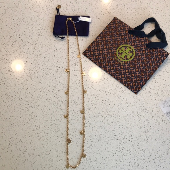 NWT Tory Burch Gold Logo Charm Rosary Necklace - Picture 3 of 7